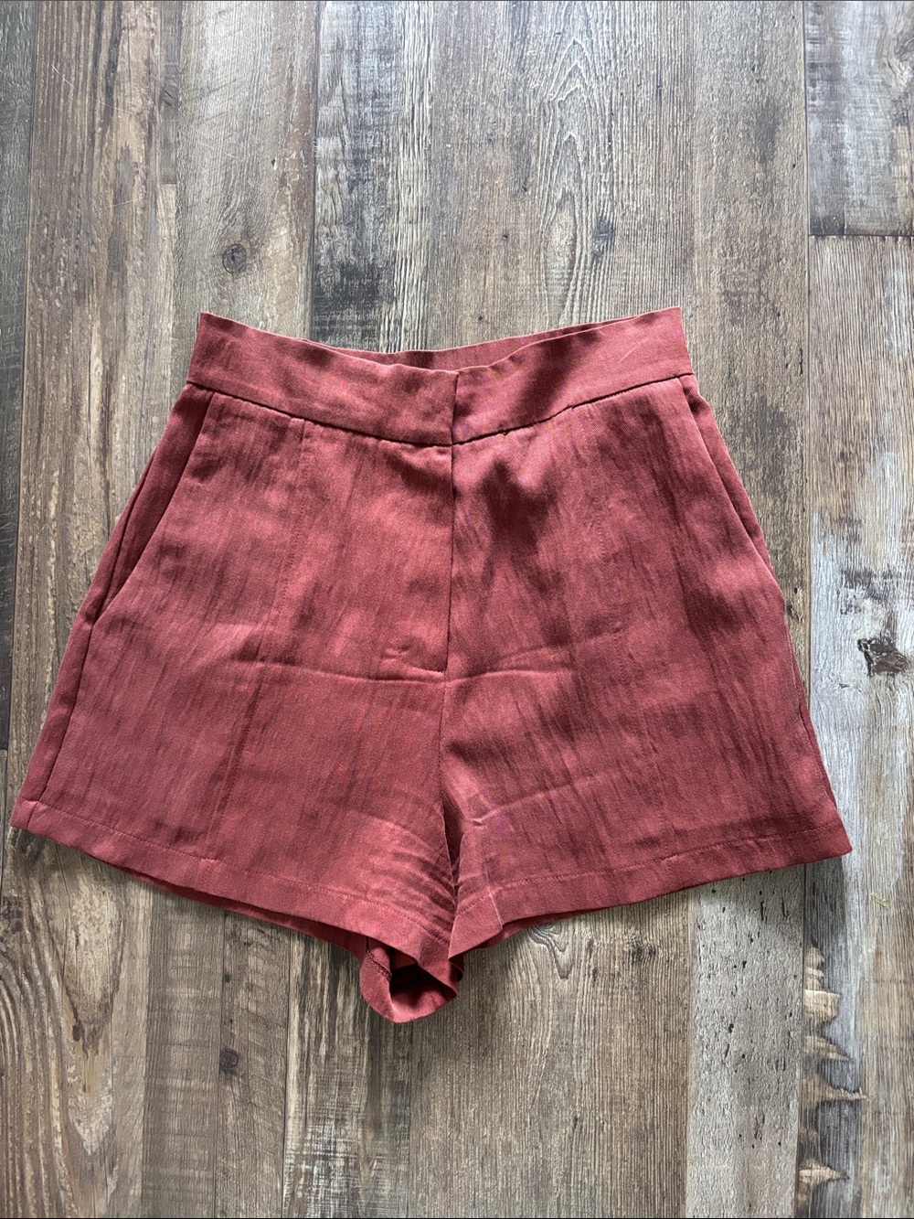 Deluc High-Waist Rust Women’s Shorts